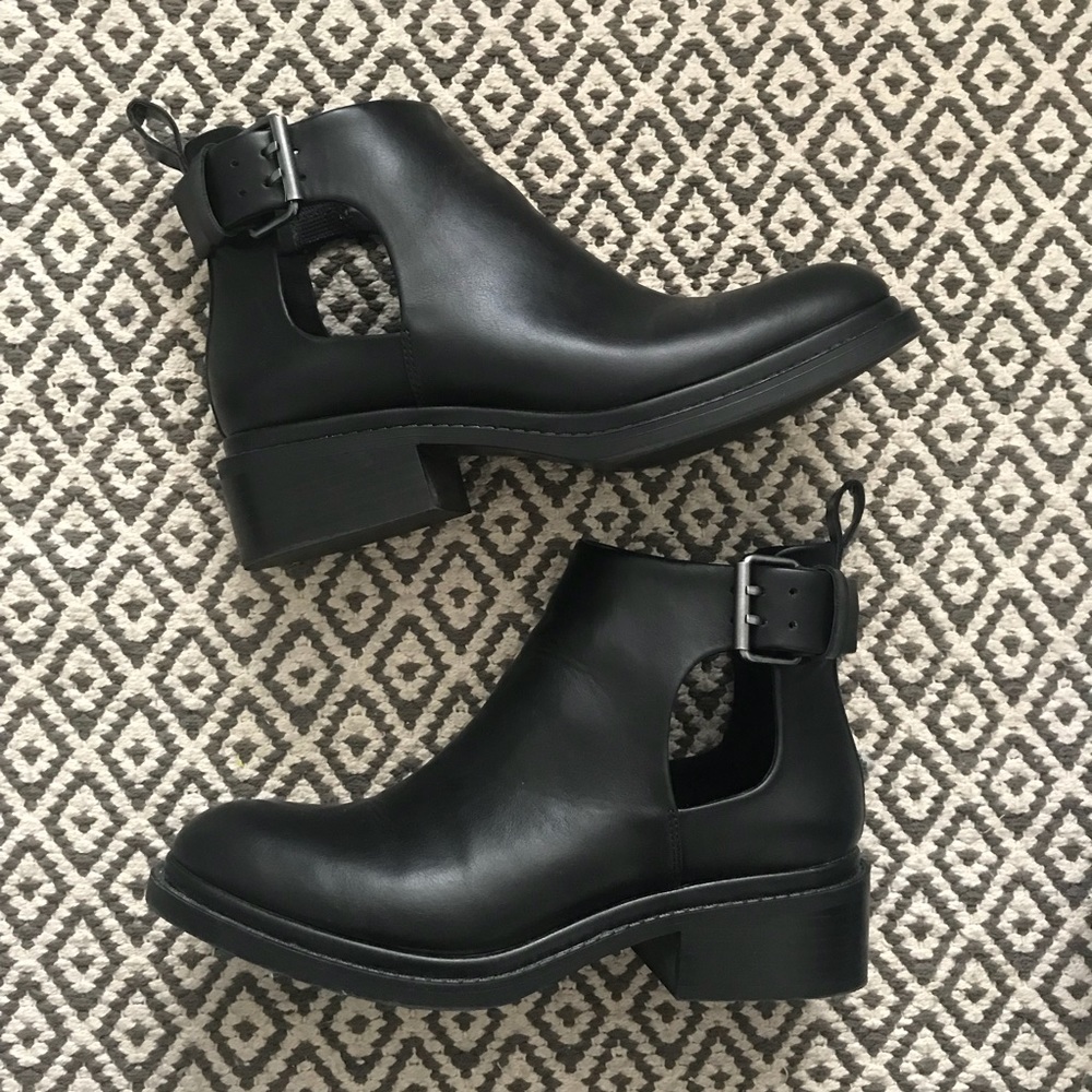 Zara Basic Collection Black boots w/cut outs